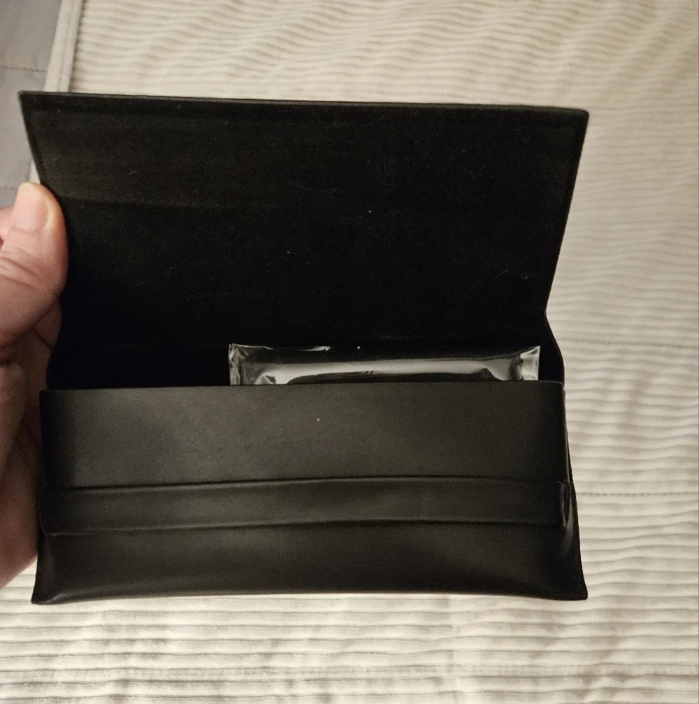 SAFILO Black Leather Eyeglass Case‎ W Cleansing Cloth.
